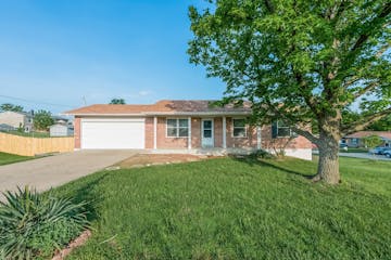 1167 Musket Dr St Charles, MO 63304